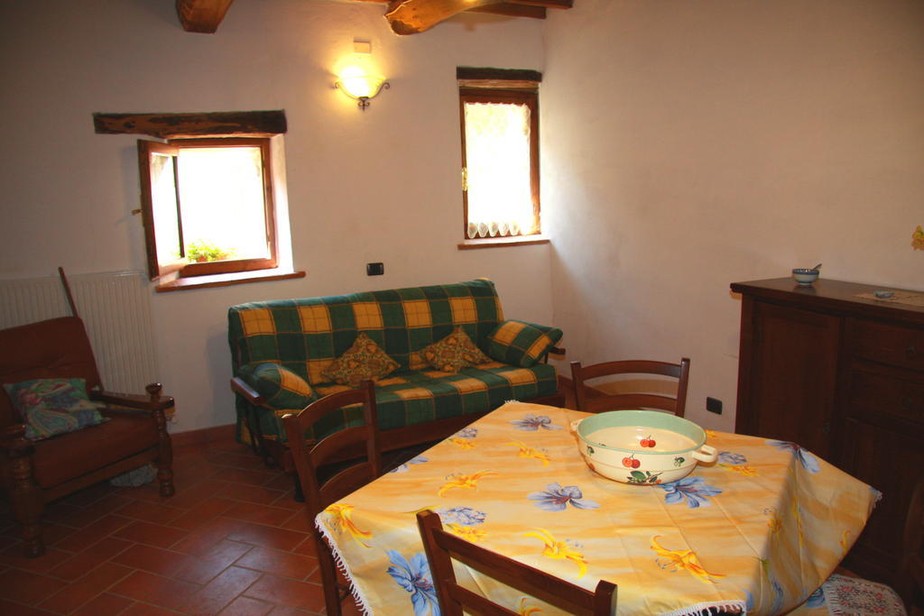 Borgo Fango Appartement Montieri Kamer foto