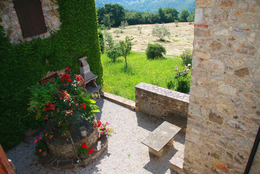 Borgo Fango Appartement Montieri Buitenkant foto